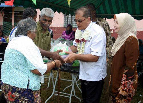 DATUK TENGKU ZAINOL RASHID TENGKU YAHYA