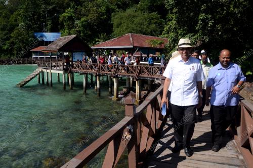 KD01_26122015_LAWATAN_KERJA