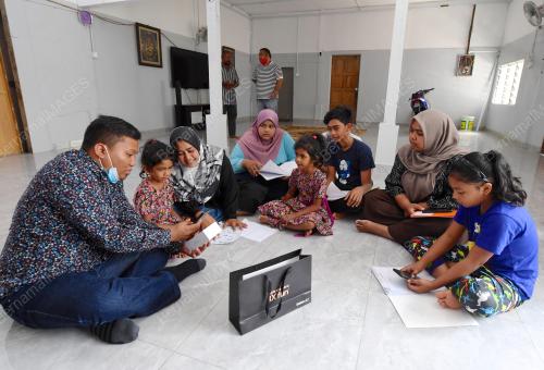 KAEDAH PEMBELAJARAN DAN PENGAJARAN DI RUMAH (PDPR)