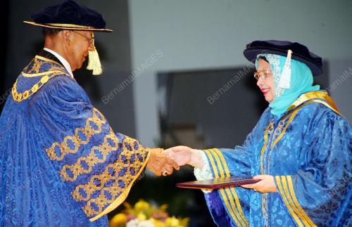 SULTAN ABDUL HALIM MU'ADZAM SHAH