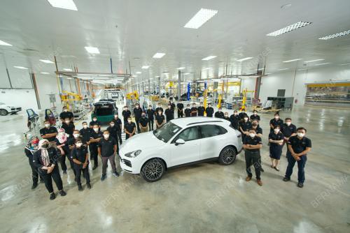 PORSCHE AG