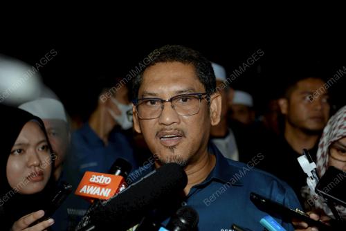 DATUK SERI AHMAD FAIZAL AZUMU