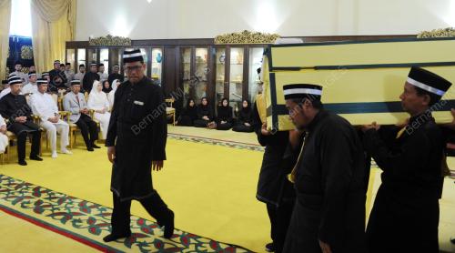 KD01_29112015_AGONG_KERANDA