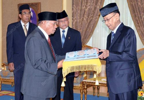 KD01_29122012_AGONG_ZAKAT