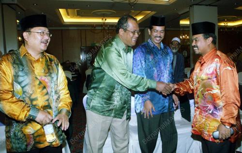 JAMIL KHIR BAHAROM
