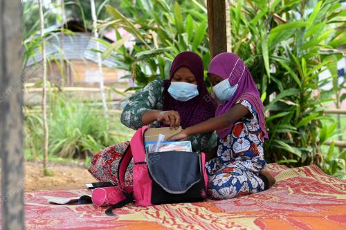 TINJAUAN KAEDAH PEMBELAJARAN DAN PENGAJARAN DI RUMAH (PDPR)