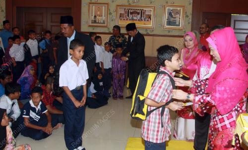 KD01_30122012_BANTUAN