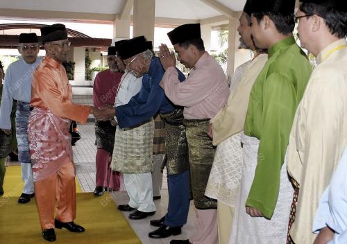 TUANKU ABDUL HALIM MU'ADZAM SHAH