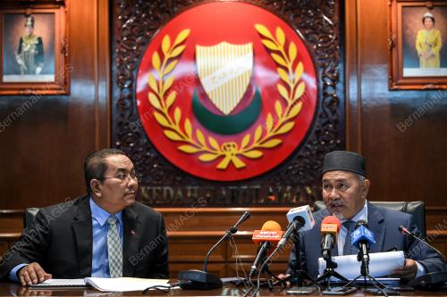 DATUK TUAN IBRAHIM TUAN MAN