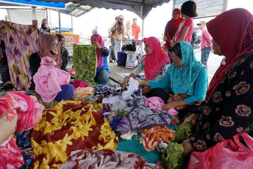 KD01_31122016_BAJU_PERCUMA