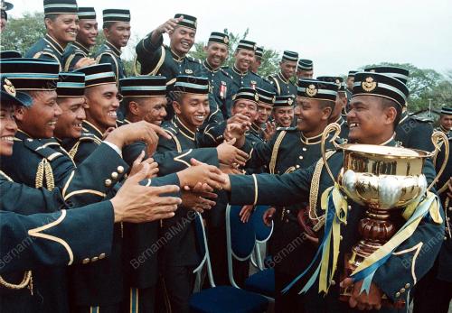 KD02-08_02_2001TAHNIAH_RAKAN_19012016