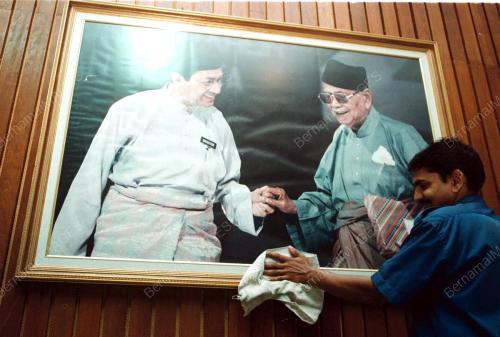 KD02-09_05_2000_CUCI_GAMBAR_07012016
