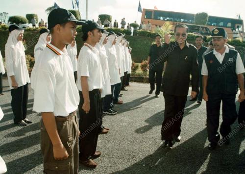 KD02-26_01_2001_PM-BARISAN_18012016