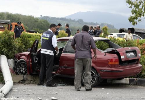 KERETA PENJENAYAH