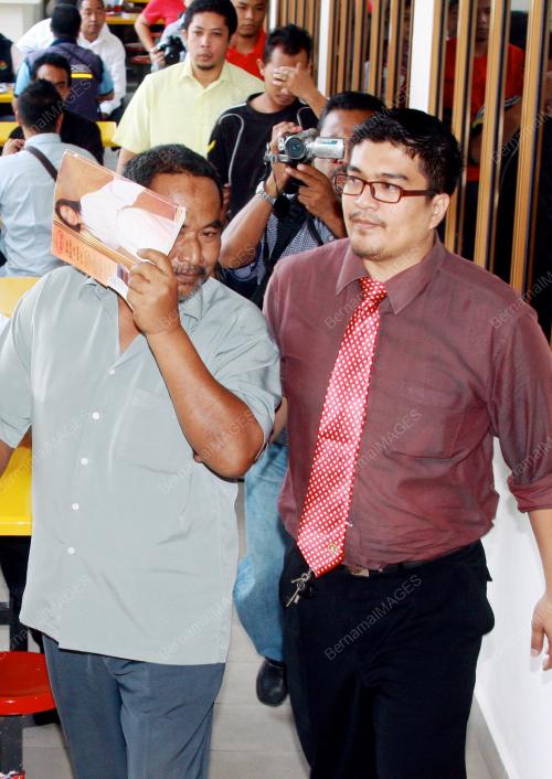 KD02_02102012_MAHKAMAH_RASUAH