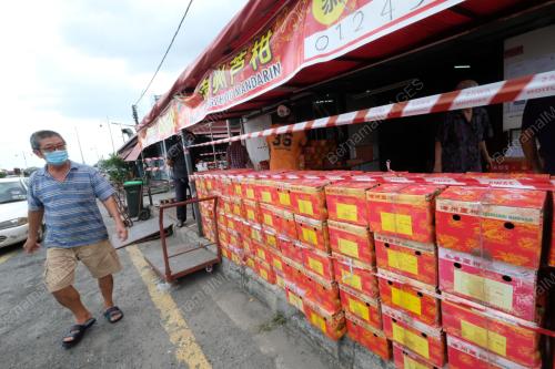 TINJAUAN PERSIAPAN TAHUN BARU CINA