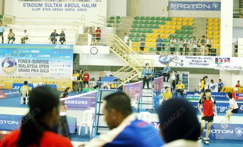 BADMINTON GRAND PRIX EMAS TERBUKA