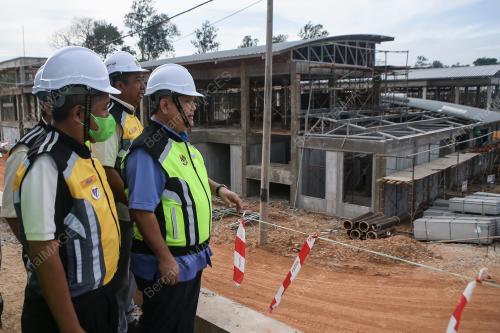DATUK SERI ALEXANDER NANTA LINGGI