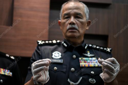 DATUK ZAINUDDIN YAACOB