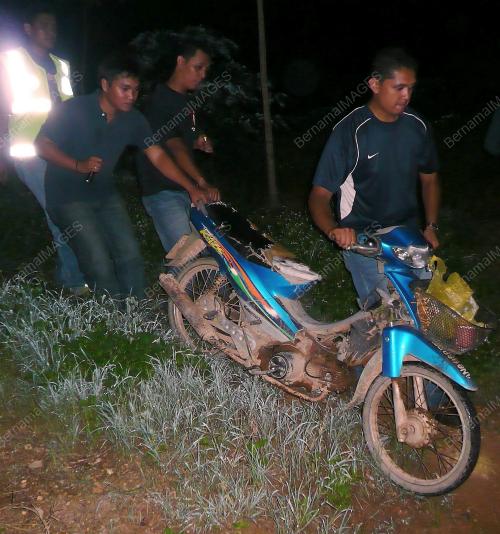MOTOSIKAL CURI