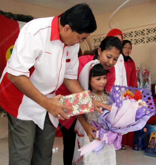 AHMAD BASHAH MD HANIPAH