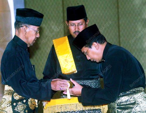 SULTAN ABDUL HALIM MU'ADZAM SHAH