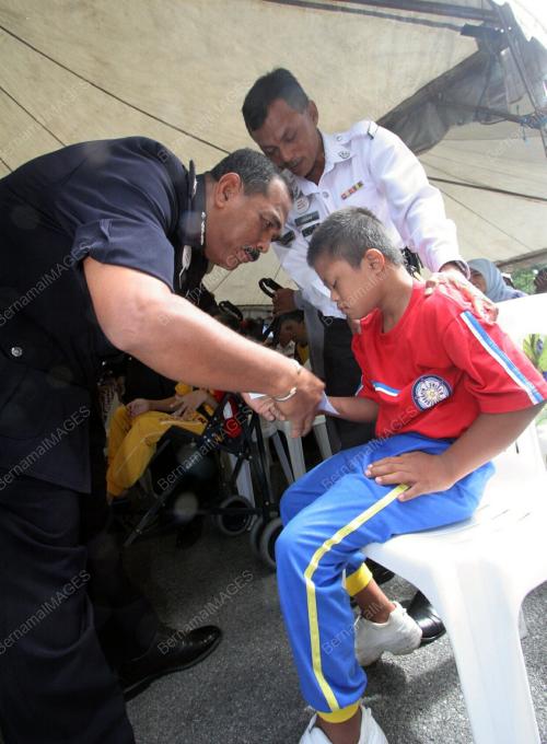 DATUK ZUBER SHARIFF