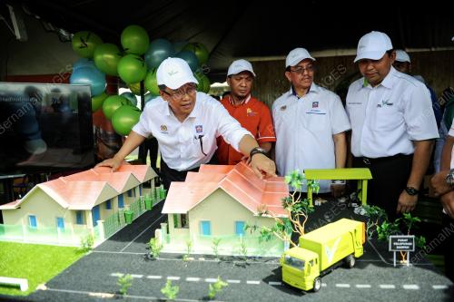 KD02_08052016_KARNIVAL