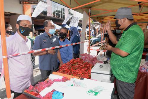 DATUK AWANG HASHIM
