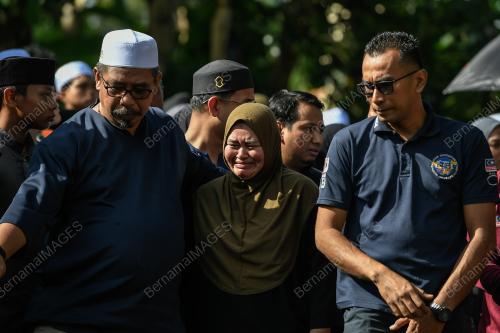 JENAZAH LIMA SEKELUARGA MAUT