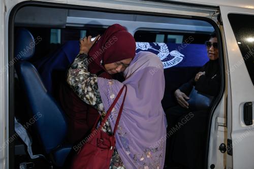 ANGGOTA POLIS MAUT