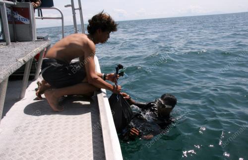 PAYAR BEACH AND REEF CLEAN-UP 2005