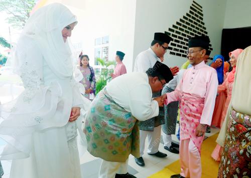 KD02_09072016_AGONG