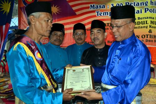 KD02_09092012_BEKAS_POLIS