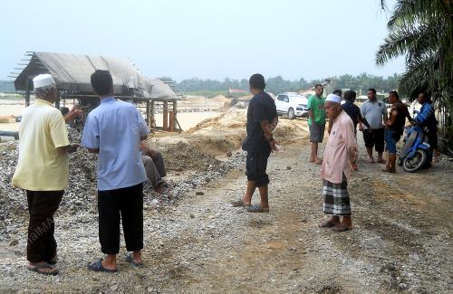 KD02_09112014_KUARI_TANAH