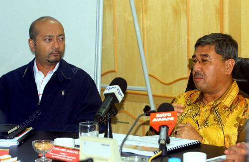 KD02_10062012_BASHAH_MANIFESTO
