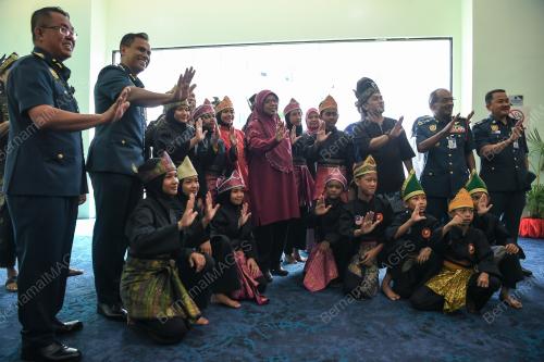DATUK AIMAN ATHIRAH SABU