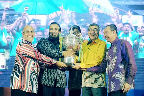 KD02_10112016_UUM