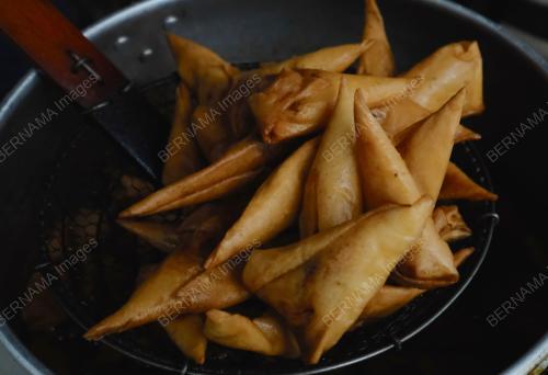 SAMOSAT KAK ANI