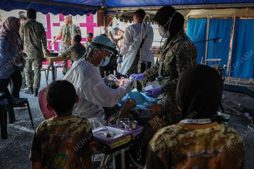 PERKHIDMATAN PERUBATAN DAN KESIHATAN PERCUMA