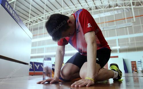 KD02_11112015_BADMINTON