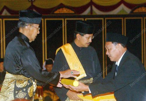 SULTAN ABDUL HALIM MU'ADZAM SHAH