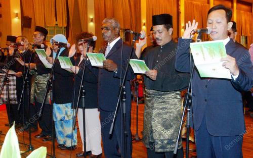 ANGKAT SUMPAH AHLI MAJLIS PBT