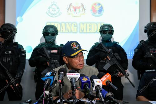DATUK SERI SAIFUDDIN NASUTION ISMAIL