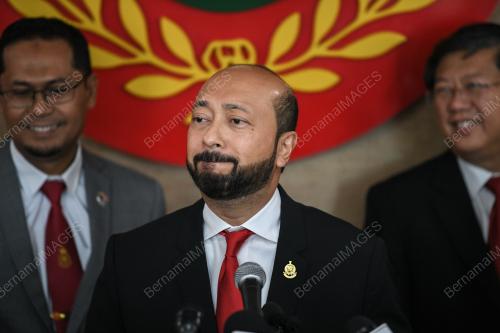 DATUK SERI MUKHRIZ TUN MAHATHIR