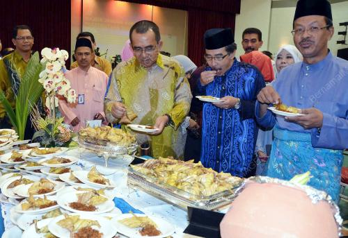 KD02_13092012_JOHARI_AIDILFIT