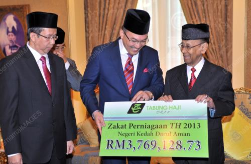 KD02_14052014_AGONG_ZAKAT