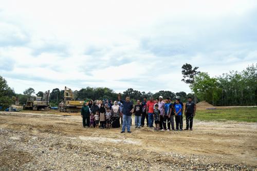 BANTAHAN PROJEK PASIR