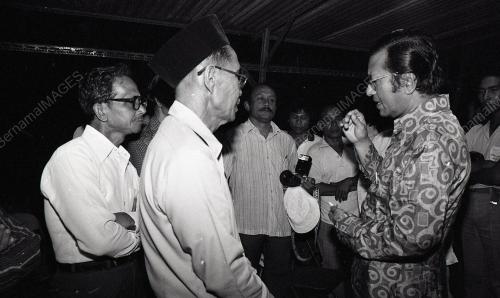 DR. MAHATHIR MOHAMAD