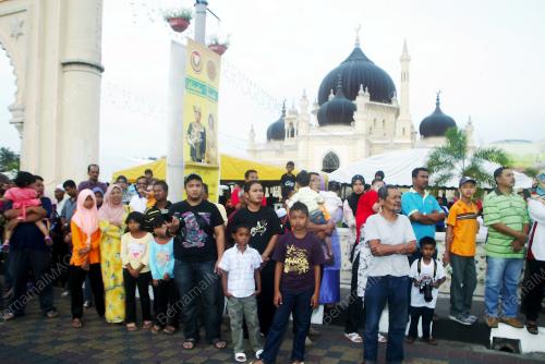 KD02_16012011_RAKYAT_SABAR